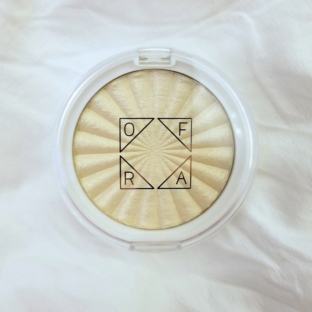 OFRA Highlighter: 🌟 Star Island